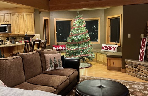 Mesa Ski Chalet | Cabina Bosco - Large Cozy Chalet Near Powderhorn Resort