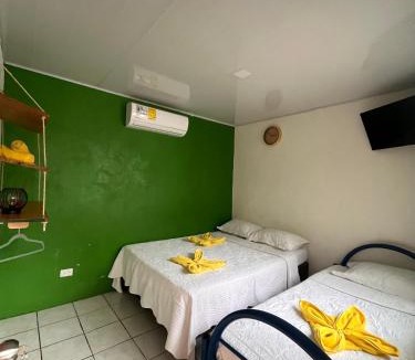 Golfito Hotel | Cabinas Golfito