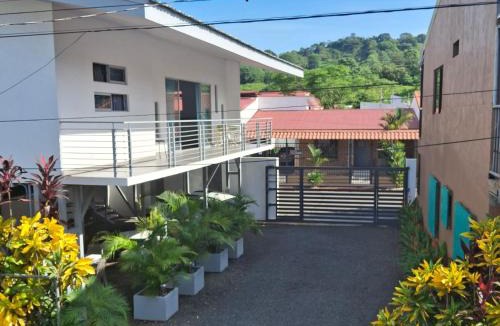 Tarcoles Bed & Breakfast | Cabinas Maritza