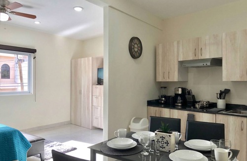Ildefonso Green Apartment | CABO DOWNTOWN STUDIOS: Cozy Queen Studios Walk to Marina #5