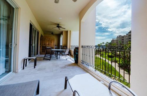 Los Cabos Apartment | Cabo Oceanfront Luxury Villa with Resort Amenities