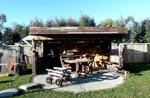 Kaikoura House | Caboose Accommodation with Stunning Views of Mount Fyffe in Kaikoura, New Zealand