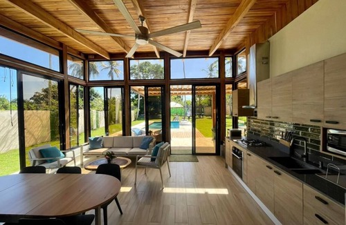 Cabrera Villa | CABRERA LODGE 2 (850 Mts From the Beach, Central, Modern and Fancy)