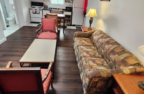 Cache Creek Hotel | Cache Creek Inn