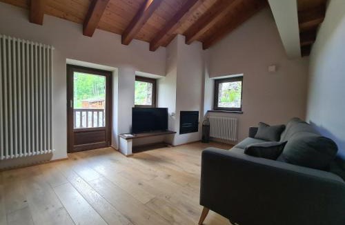 La Salle Apartment | Cachettes