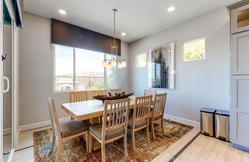 Dove Mountain House | Cactus Flower Pass