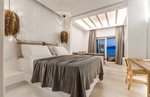 Agia Anna House | cactus suites