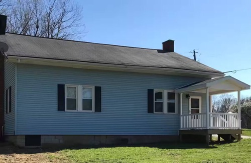 French Lick House | Caddy Corner has a hot tub just outside of town