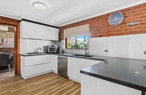 Yarrawonga House | Cade Retreat