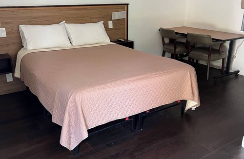 Firthcliffe Hotel | Cadet Motel