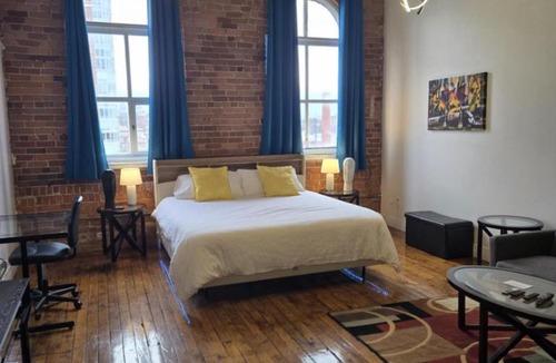 Detroit Apartment | Cadillac Studio Loft
