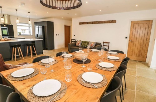 Pentraeth House | Cae Sam: Charming Retreat in Pentraeth
