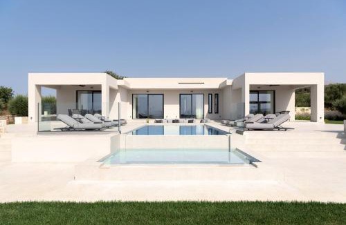 Skouloufia Villa | Caelum Villa with Heated Pool, By Hellocrete