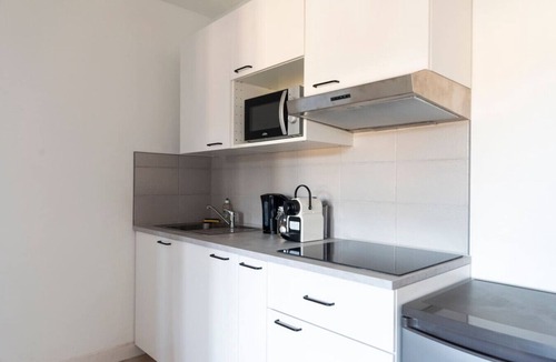 Saint-Jean Apartment | Caen: A cozy studio in the city center