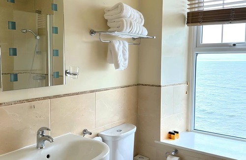 Criccieth Hotel | Caerwylan Hotel