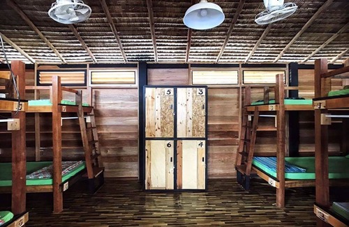 Bai Lan Hostel | Cafe Del Sunshine - Hostel