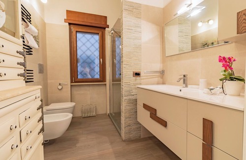 Appio Latino House | Caffarella Vacanze, comfort and relaxation a few minutes from the heart of Rome