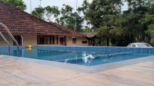 Sulthan Bathery House | Caffeine Villa
