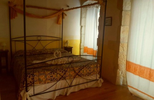 Historic Castle District Apartment | Cagliari Dream