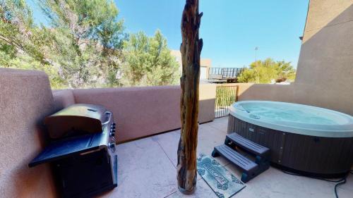 Moab South Valley House | Cairn House #4A7