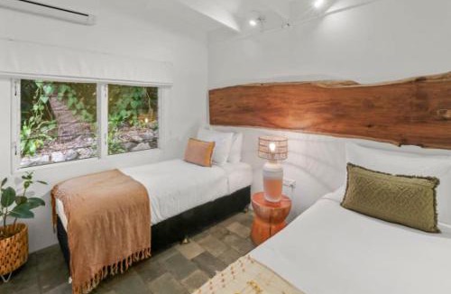 East Trinity House | Cairns Beachfront Retreat