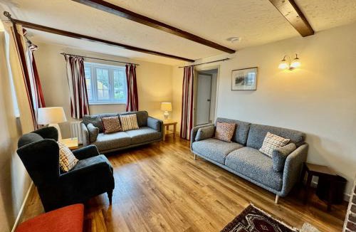 West Lulworth House | Cajun Cottage