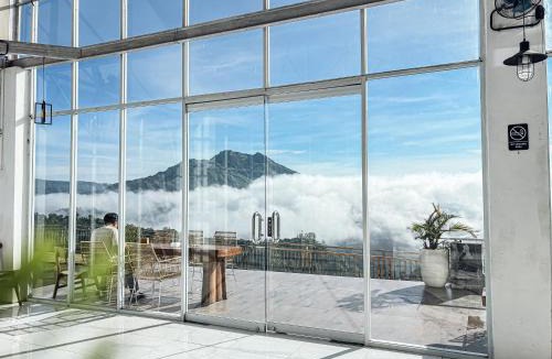 Kedisan Hotel | Caldera Hotel & Restaurant