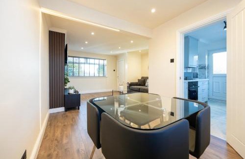 Blackburn House | Calgary Residence