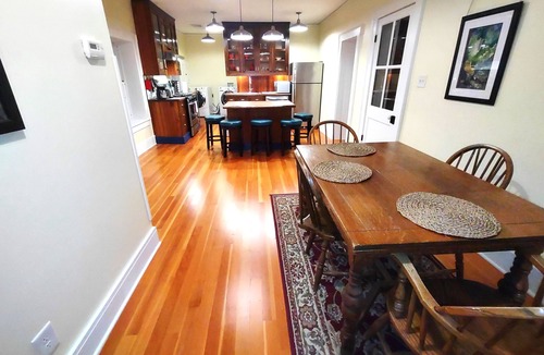 Hannibal Apartment | Call this HOME! Spacious & Cozy apartment for traveling professionals!