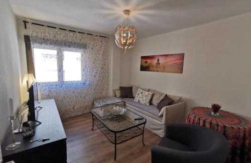 San Lazaro y Otero Apartment | Calle Río Deva 17