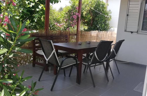 Kakovatos House | Calm located, amid an olive grove, close to the beach, wifi | holiday house Ilia