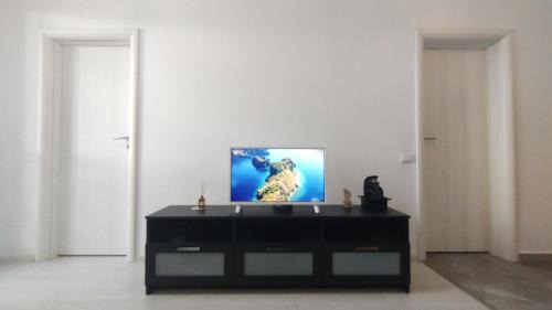 Chiajna Apartment | Calm-Luxury Modern Studio Free Parking Air Conditioning Espresso Bright View Complet Utilat