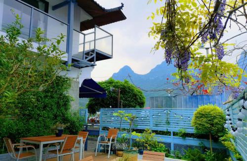 Xiufeng House | Calm Peaks Residence