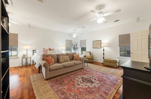 Deer Creek Apartment | Calm & serene, private upstairs 550 sq foot studio, stunning sunrise + sunsets!