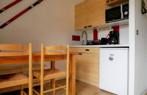 Abondance Apartment | Calm studio with pets allowed in Abondance