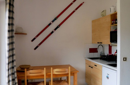Abondance Apartment | Calm studio with pets allowed in Abondance