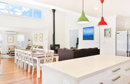 Callala Beach House | Calming Waters - Pet Friendly - Community Pool