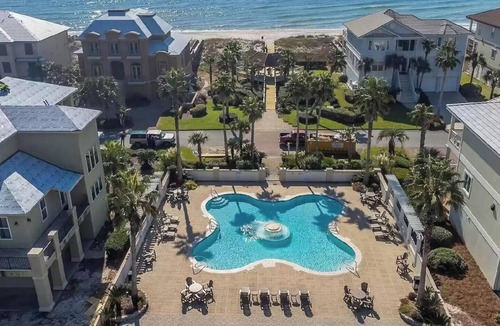 Gulf Shores House | Calvert Castle, Elevator, Golf cart, Beach ,Pool