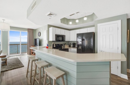 Panama City Beach Condo | Calypso 2201E Renovated Gulf-Front Escape