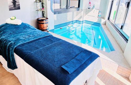 Calypso Beach Bed & Breakfast | Calypso Sunset Accommodation