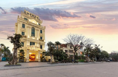 Cam Pha Hotel | Cam Binh Hotel