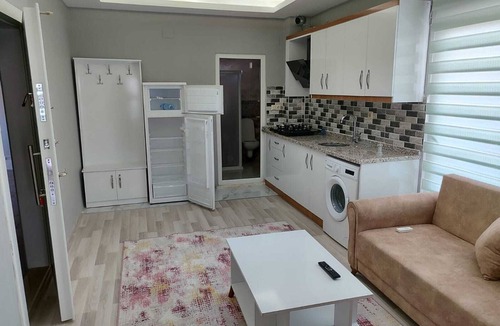 Dulkadiroglu Apartment | Cam Suites