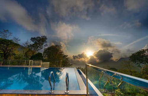 Devikolam Resort | Camelot Resort
