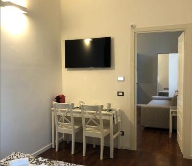 Rozzano Apartment | Camera Albergo - Suites Mansion