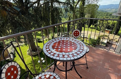 Dicomano Villa | Camera Cimabue vicino Firenze in Villa Casavecchia Caselli eleganza e relax