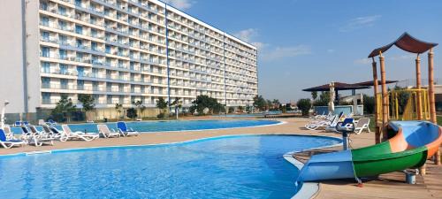 Neptun House | Camera de închiriat Blaxy Premium Resort