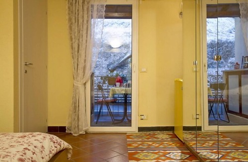 Orta San Giulio House | Camera Dolcenotte
