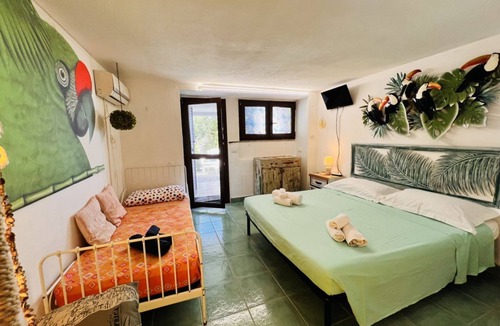 San Teodoro Cabin | Camera I Coralli- Villa Flores