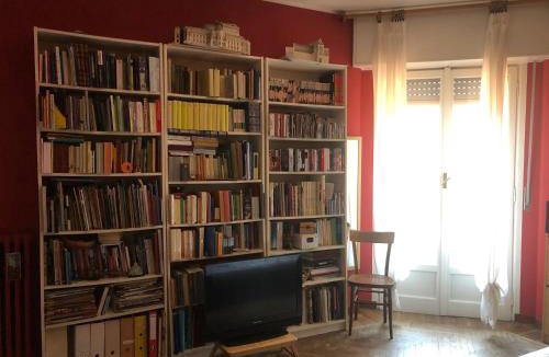 Giambellino House | camera in via Tolstoi