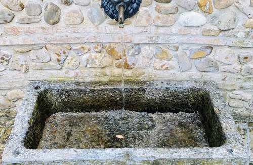 Coriano House | Camera Le Rose